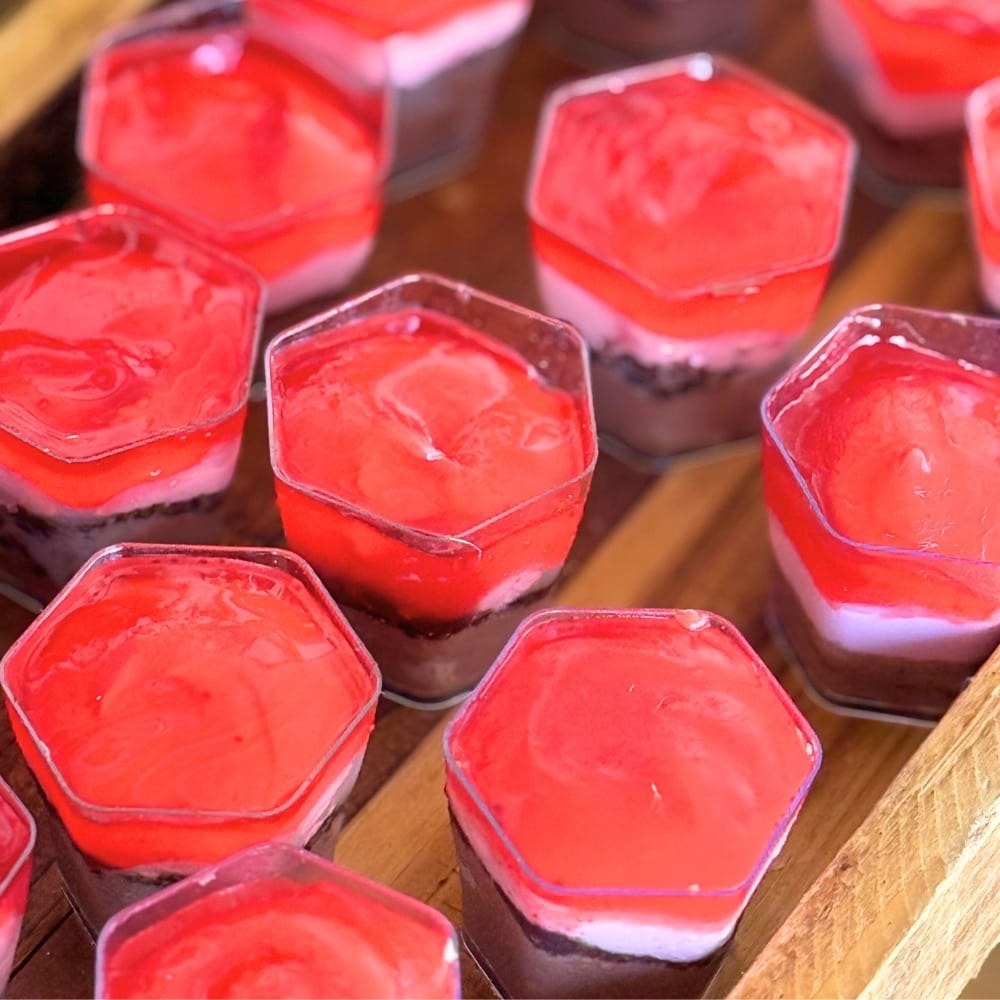 Candy bar βάπτισης με boho αρκουδάκι