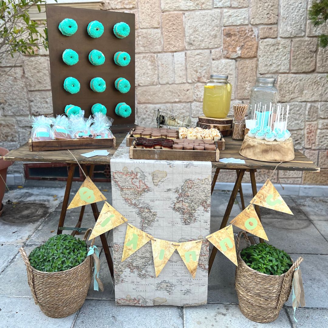 Candy bar βάπτισης με θέμα το ταξίδι