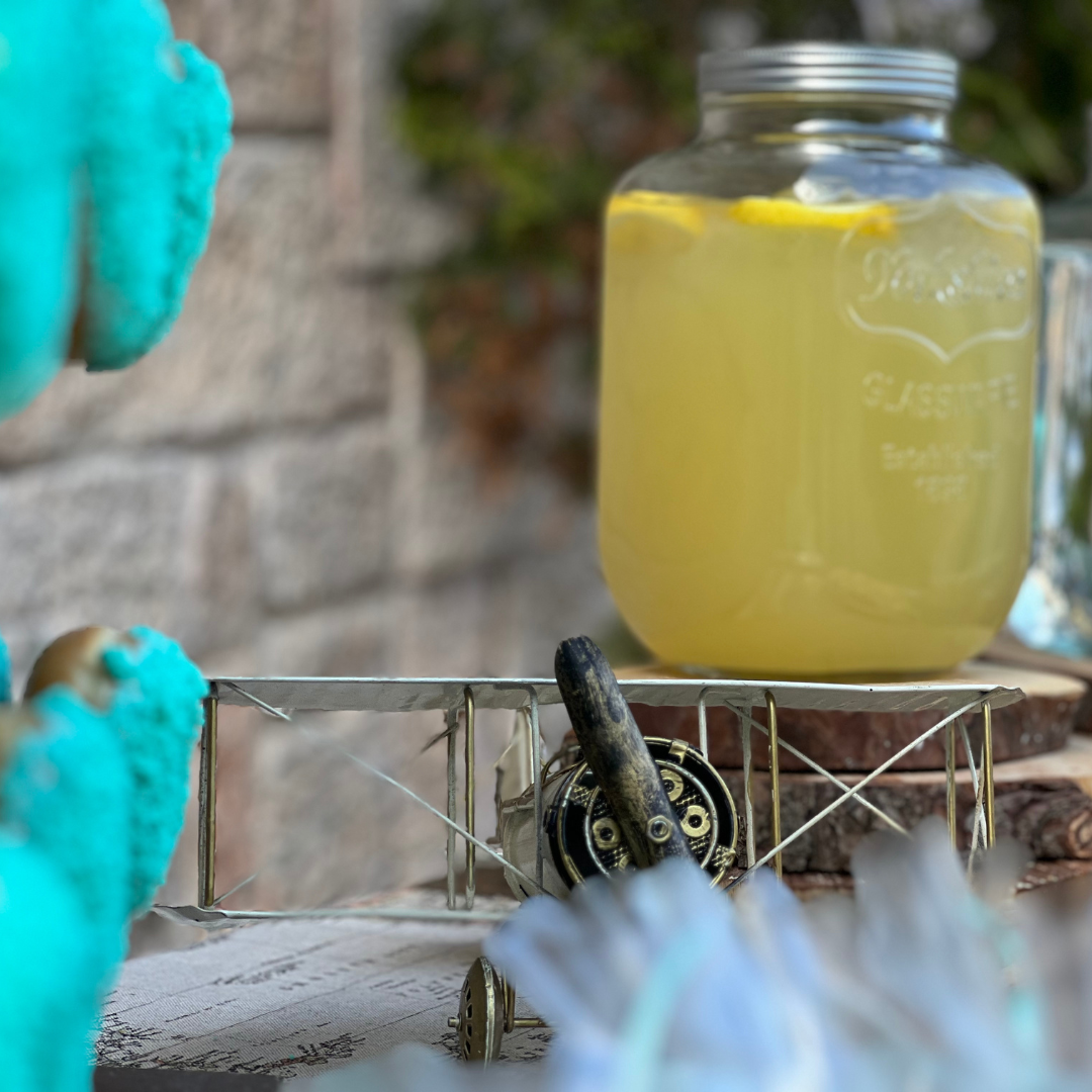 Candy bar βάπτισης με θέμα το ταξίδι