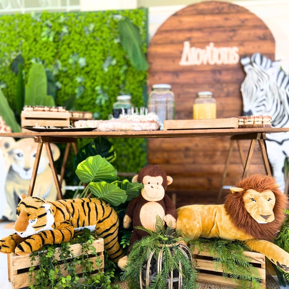 Candy bar βάπτισης με ζώα της ζούγκλας