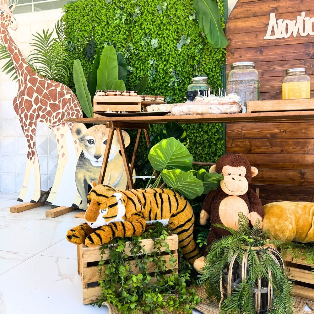 Candy bar βάπτισης με ζώα της ζούγκλας