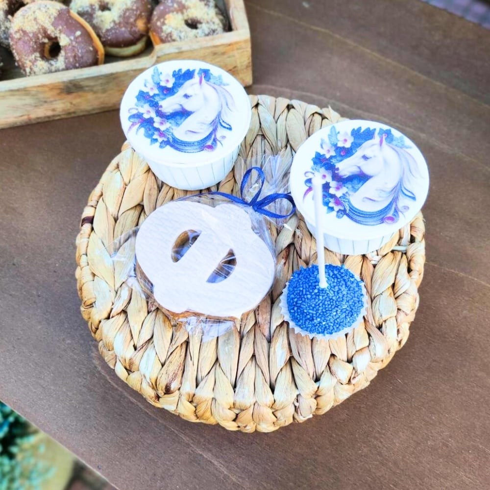 Candy bar βάπτισης για αγόρι με θέμα το άλογο