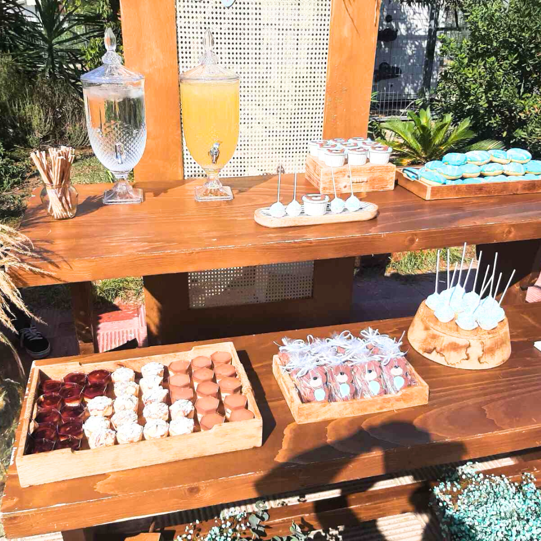 Candy bar βάπτισης για αγόρι με θέμα το αρκουδάκι