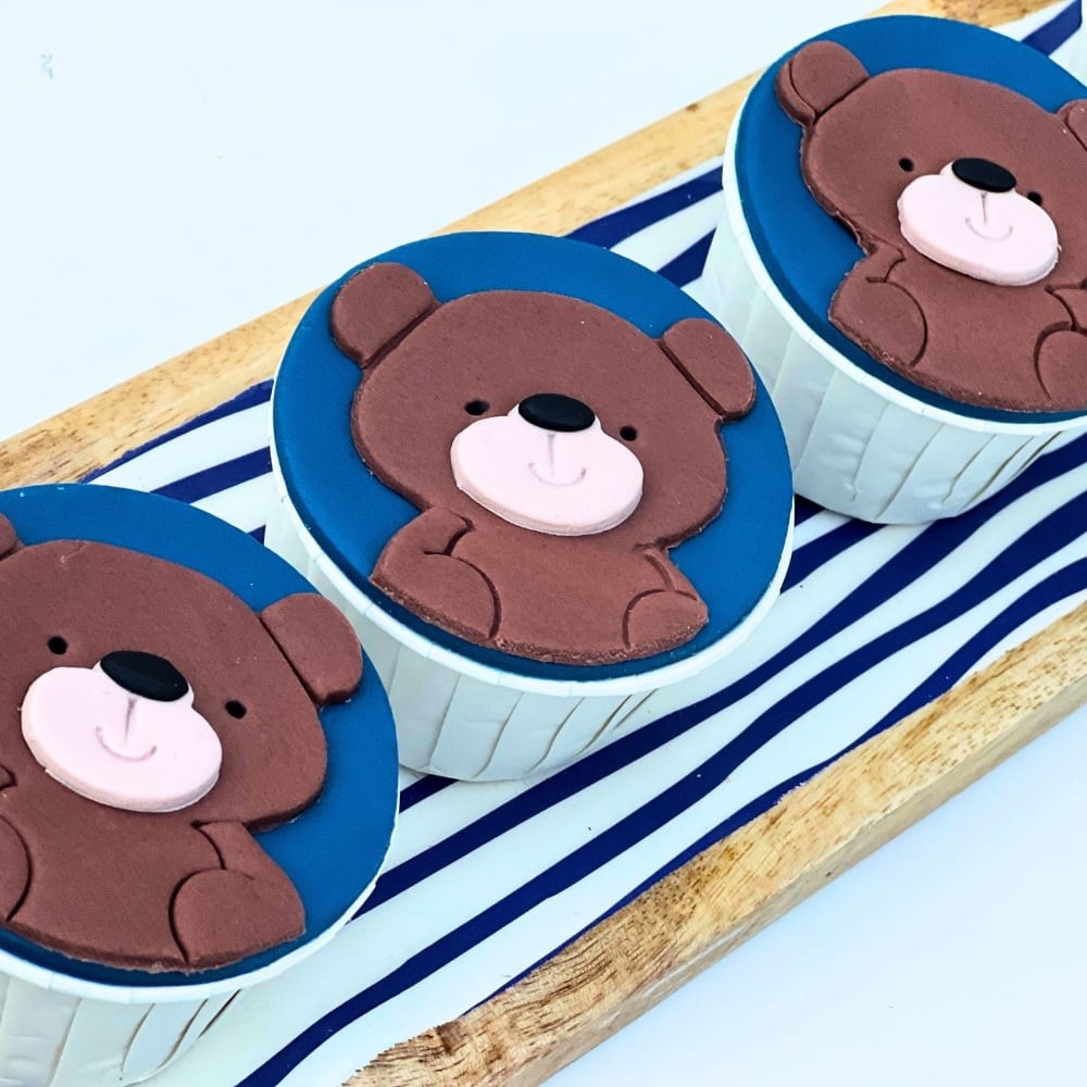 Candy bar βάπτισης με θέμα το αρκουδάκι