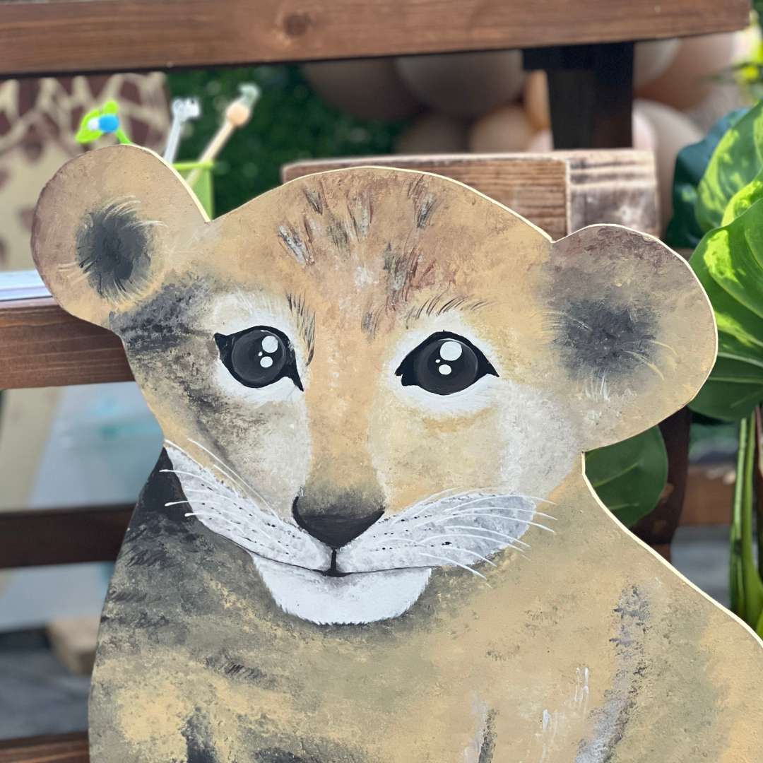 Candy bar βάπτισης με μπαλόνια και ζώα της ζούγκλας