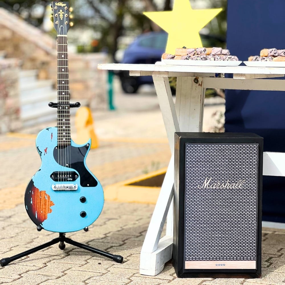 Candy bar βάπτισης για αγόρι με θέμα rock star