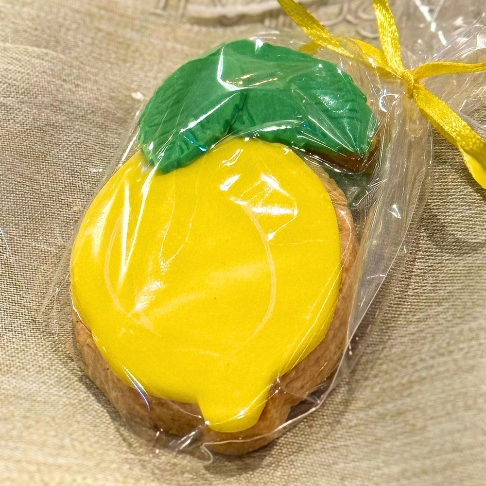 Candy bar βάπτισης με λεμόνια