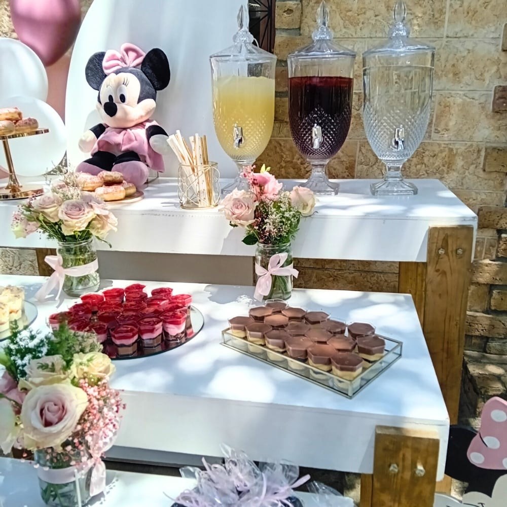 Candy bar βάπτισης για κορίτσι με θέμα Minnie Mouse