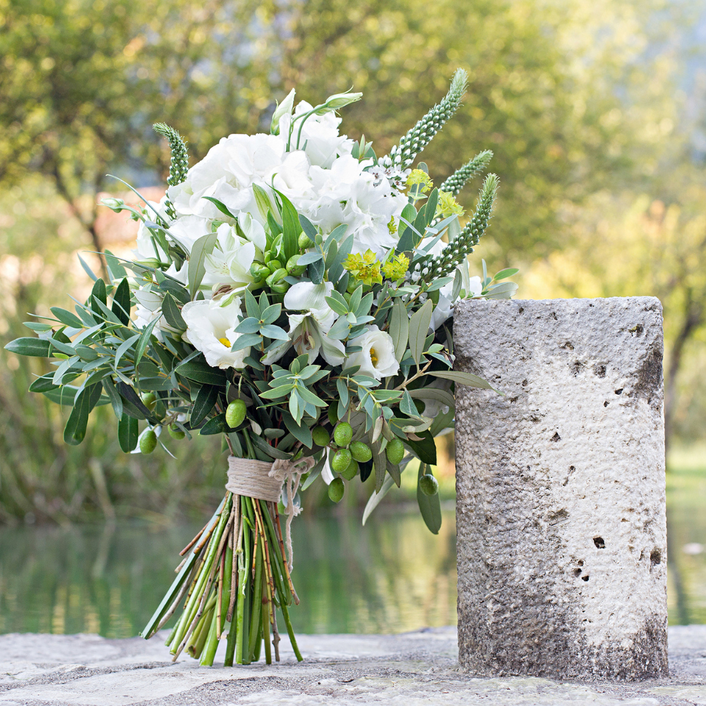 Διακόσμηση γάμου με ελιά - Κτήμα Μελεαγρίς