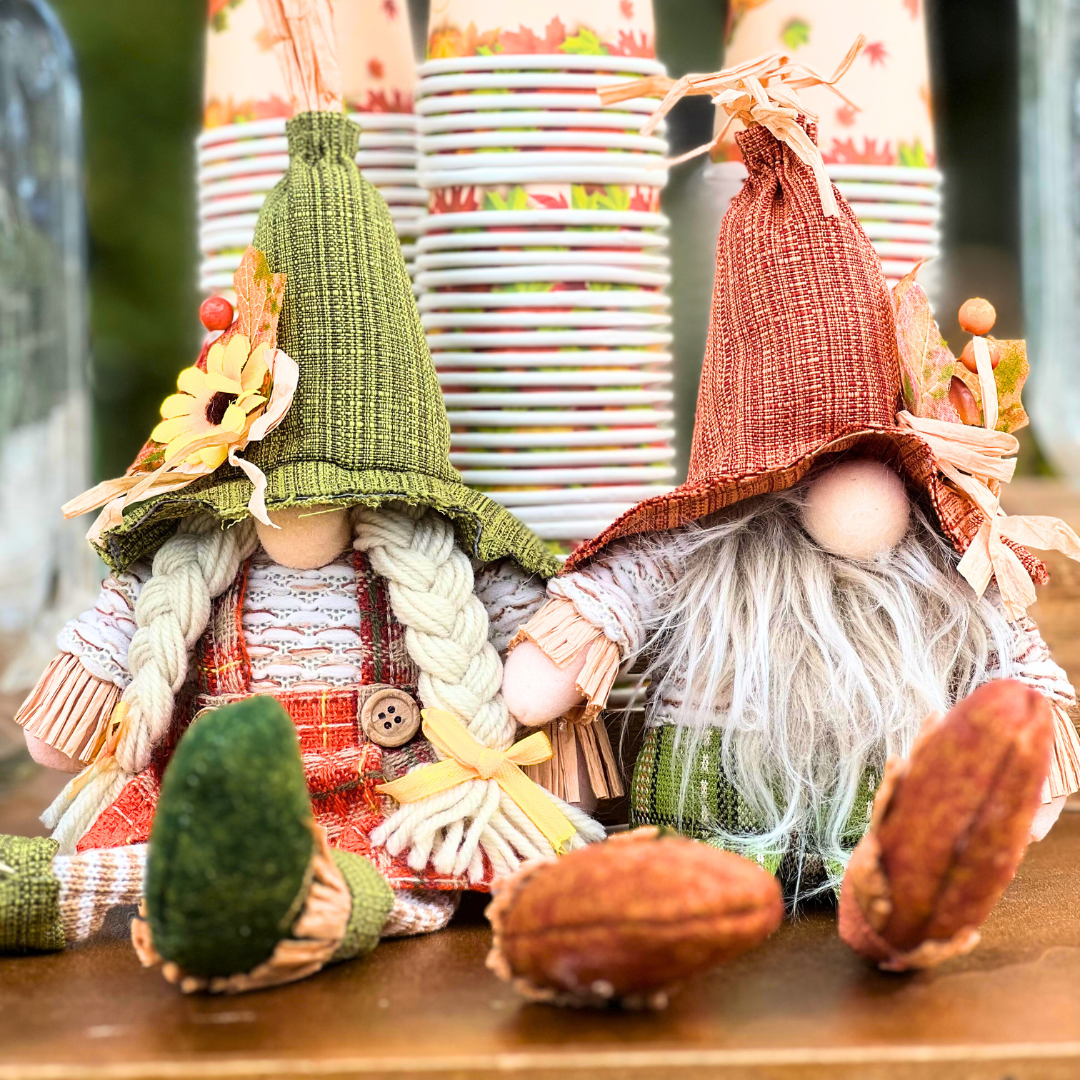 Φθινοπωρινό candy bar βάπτισης με κολοκύθες και νάνους