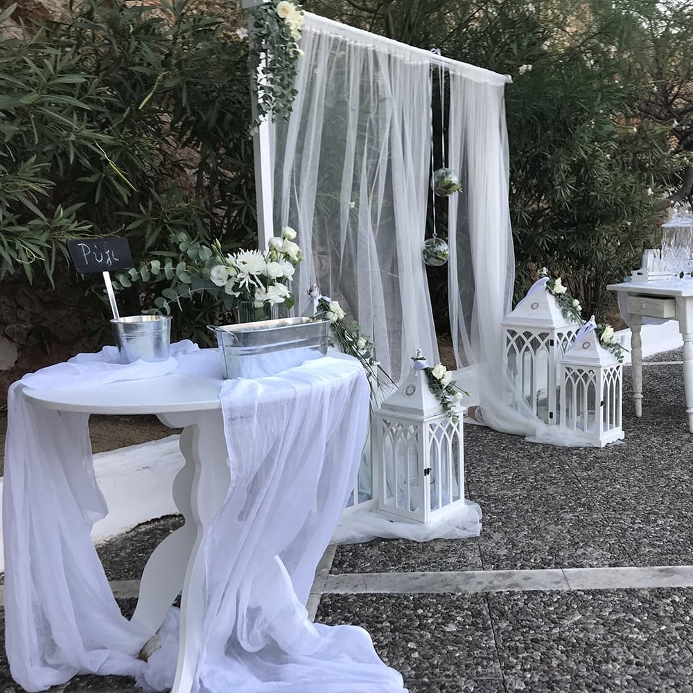 Ο στολισμός γάμου του Απόστολου και της Ειρήνης