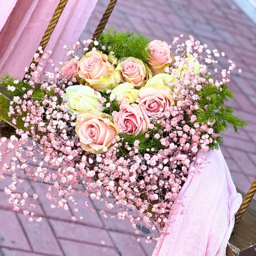 Ρομαντικός στολισμός βάπτισης για κορίτσι