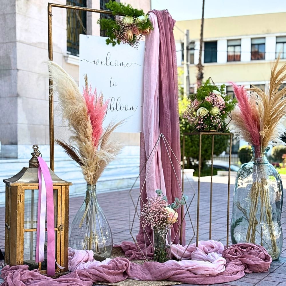 Ρομαντικός στολισμός βάπτισης για κορίτσι