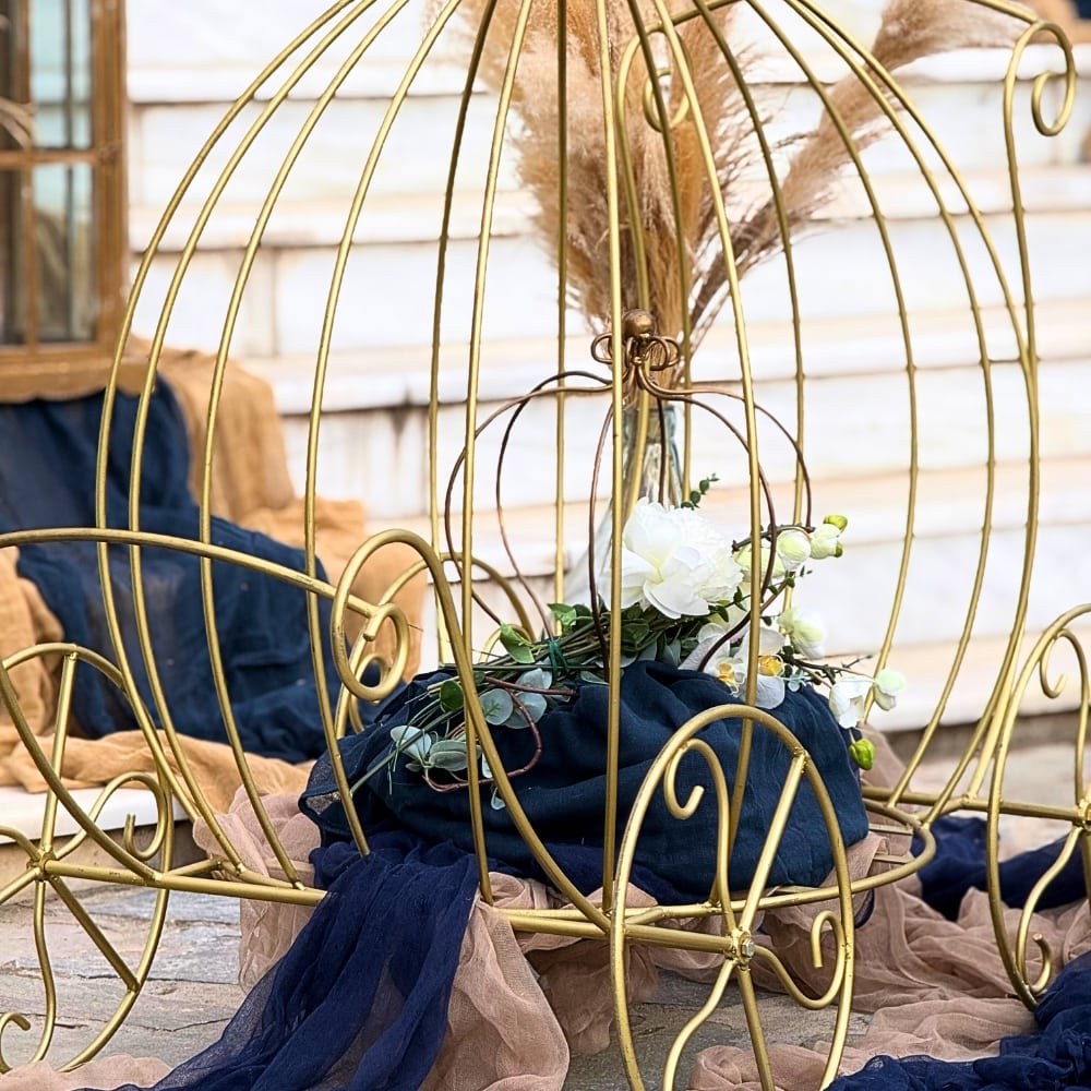 Στολισμός βάπτισης για αγόρι με άμαξα-κορώνα