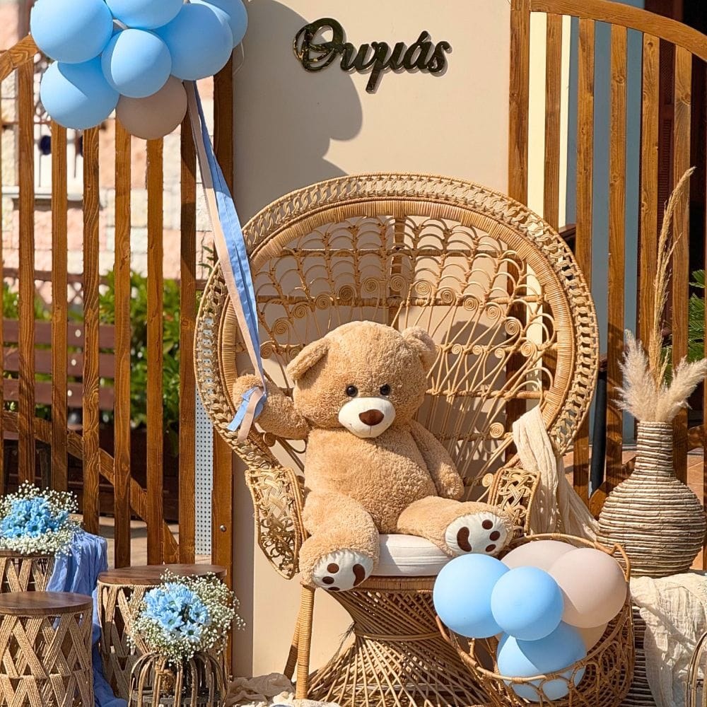 Στολισμός βάπτισης για αγόρι με θέμα το αρκουδάκι