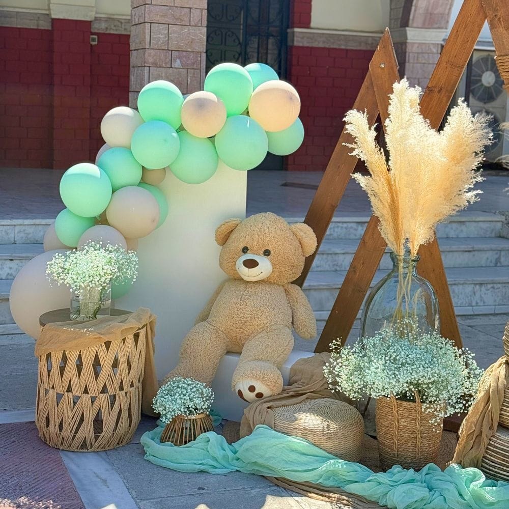 Στολισμός βάπτισης για αγόρι με θέμα το αρκουδάκι