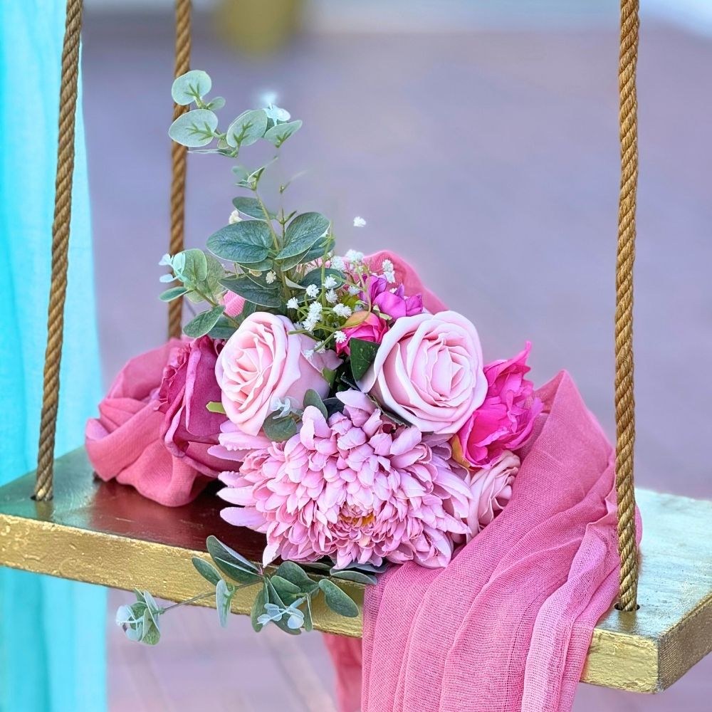 Στολισμός βάπτισης για κορίτσι με θέμα το παγώνι