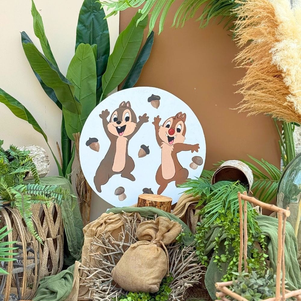 Στολισμός βάπτισης για δίδυμα με θέμα τα σκιουράκια