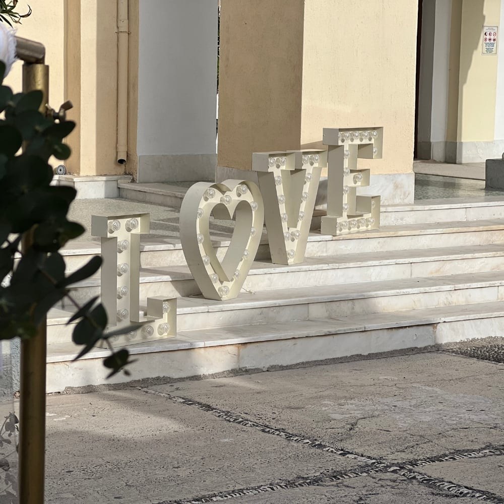 Destination wedding in Greece, Santorini – Getting married in Santorini