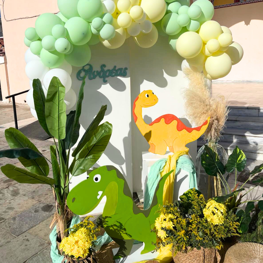Στολισμός βάπτισης για αγόρι με δεινοσαυράκι