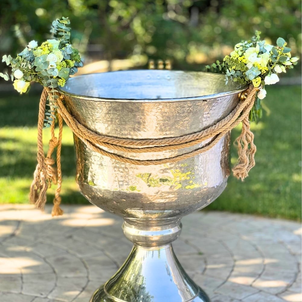 Διακόσμηση κολυμπήθρας σε κτήμα