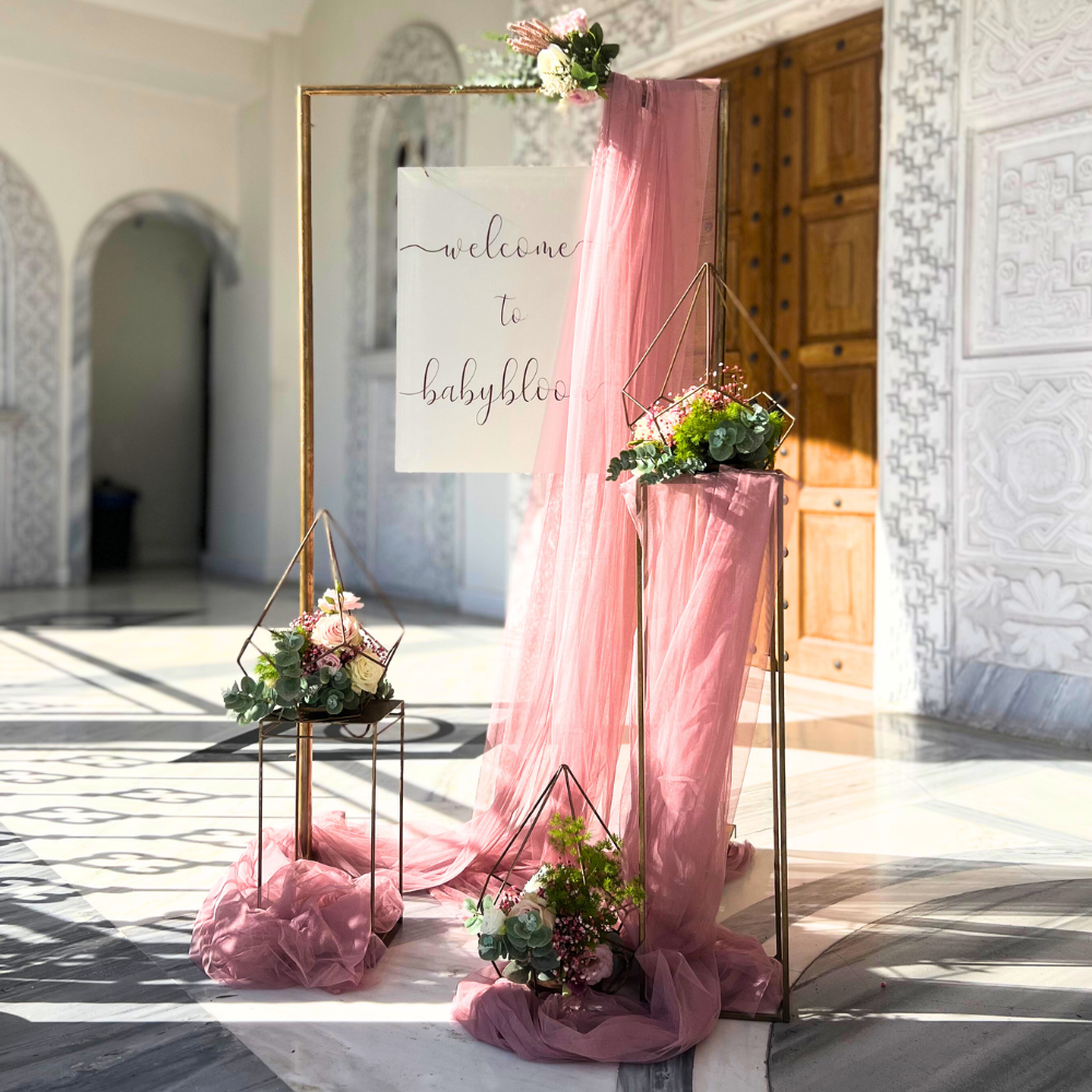 Στολισμός βάπτισης για κορίτσι σε ροζ αποχρώσεις