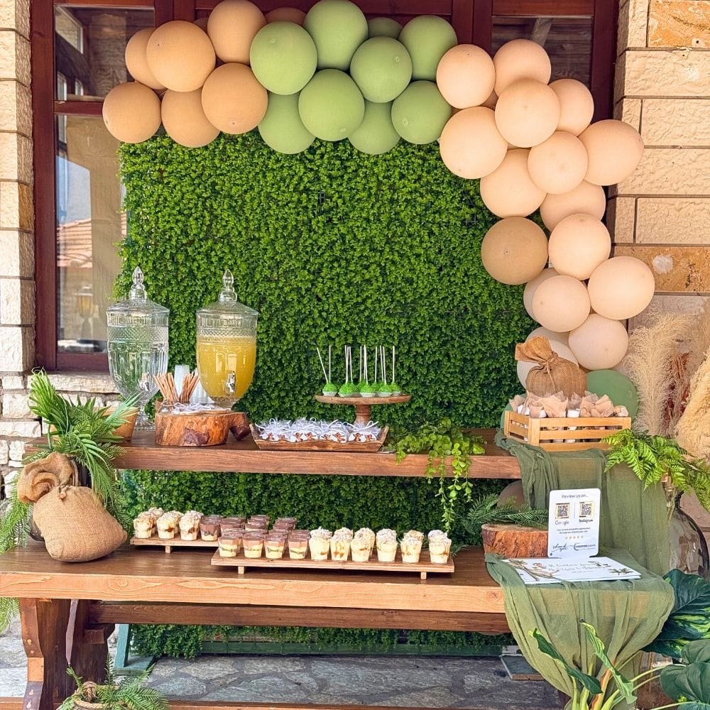 Candy bar βάπτισης για δίδυμα με θέμα τα σκιουράκια