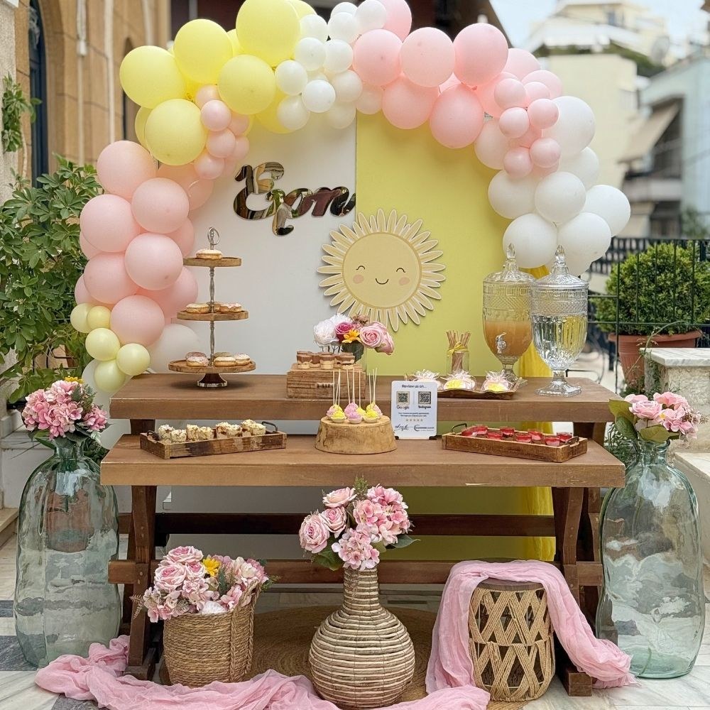 Candy bar βάπτισης για κορίτσι με θέμα τον ήλιο