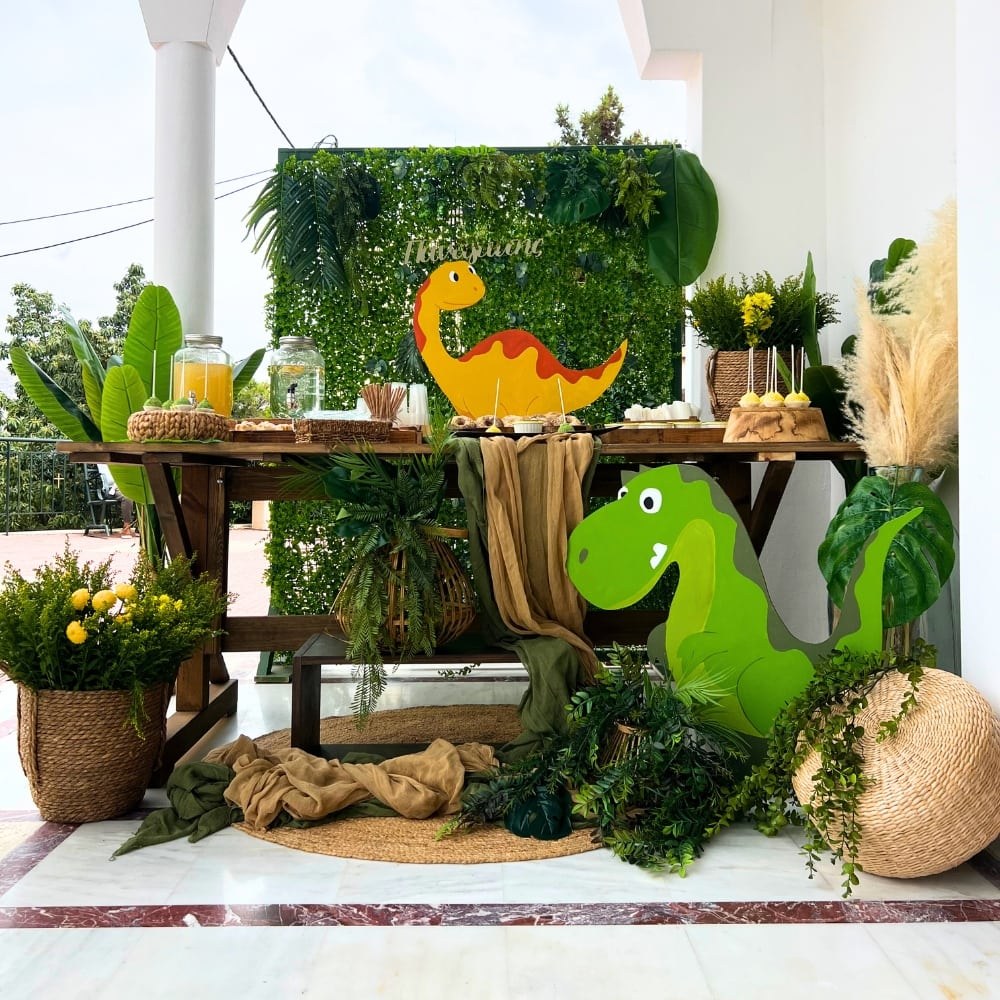 Candy bar βάπτισης για αγόρι με θέμα δεινόσαυρος