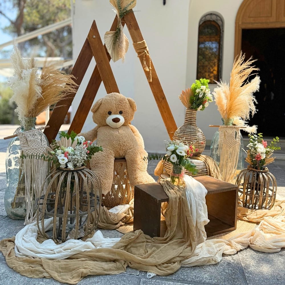 Στολισμός βάπτισης για κορίτσι με θέμα το αρκουδάκι