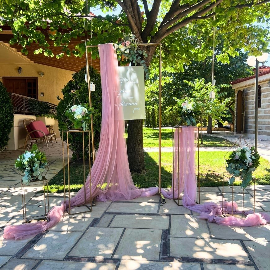 Ρομαντικός στολισμός γάμου και βάπτισης στο Κτήμα Ρόδον