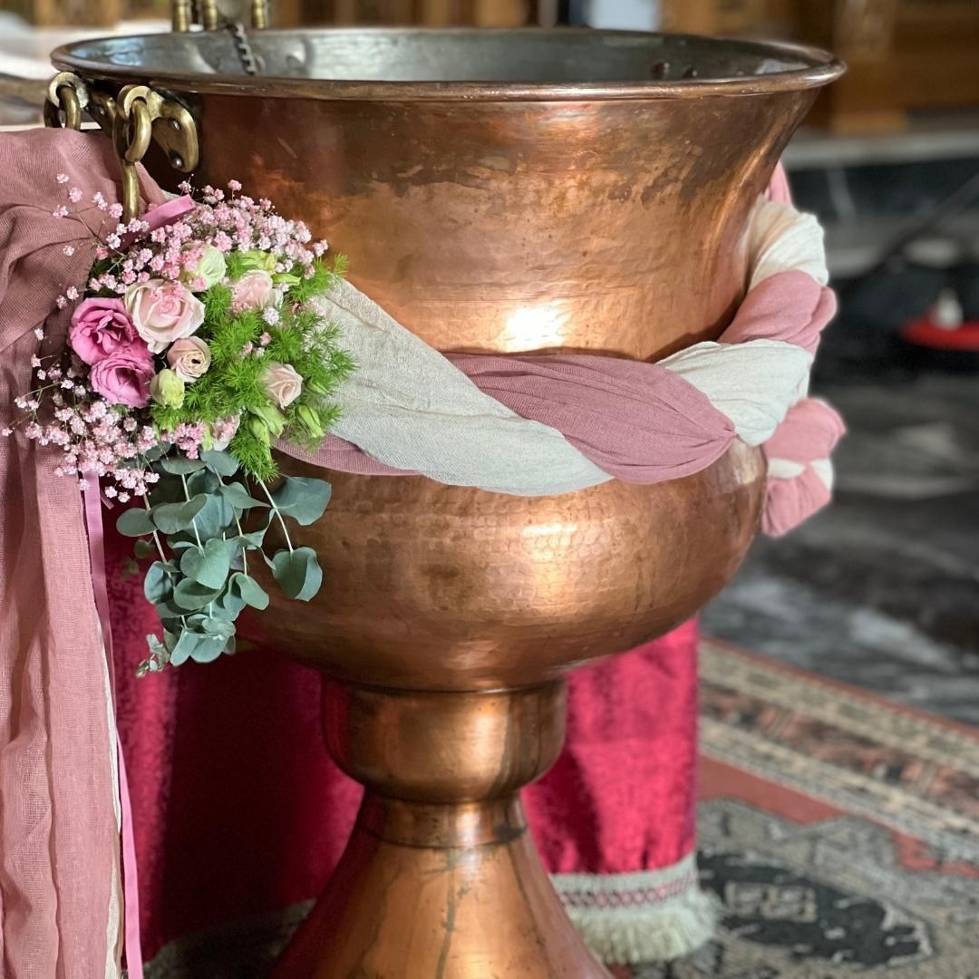 στολισμός κολυμπήθρας