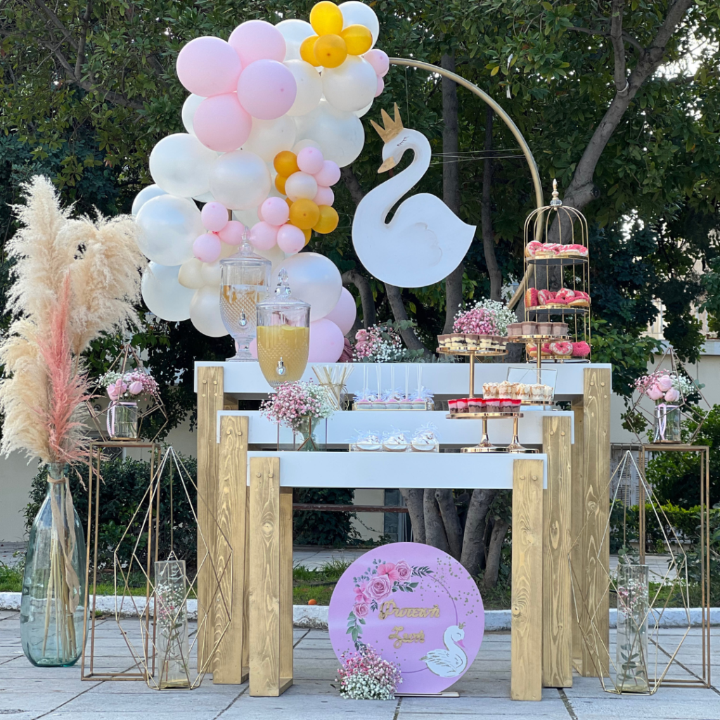 candy bar βάπτισης για κορίτσι με θέμα τον κύκνο