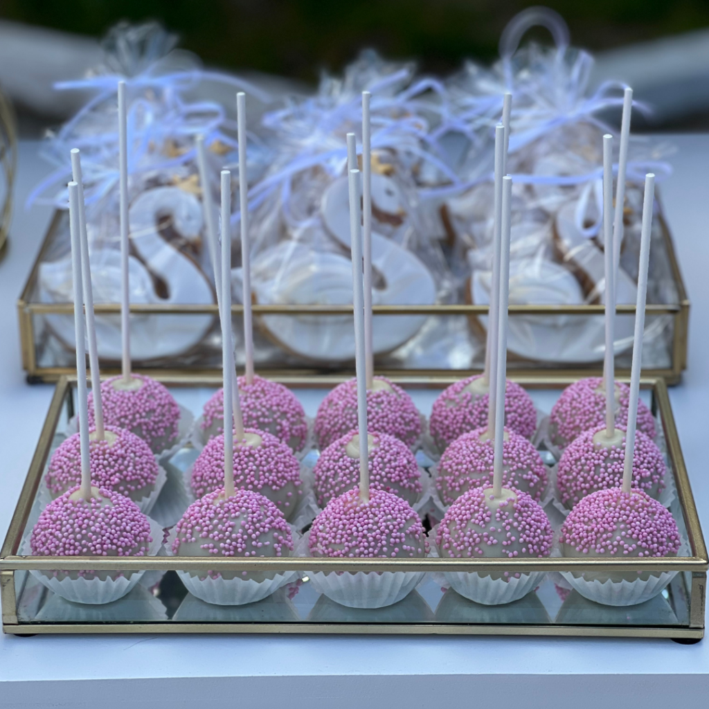 candy bar βάπτισης για κορίτσι με θέμα τον κύκνο