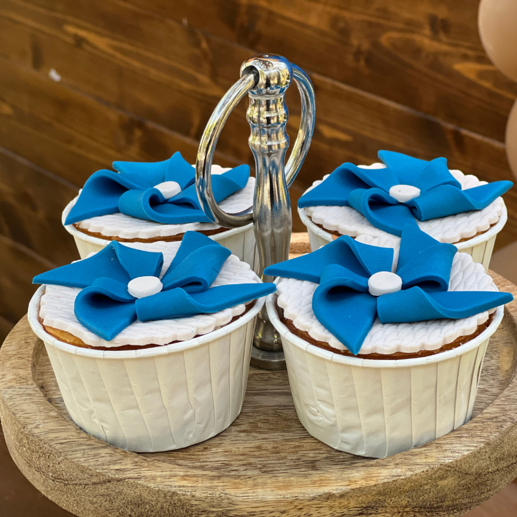 candy bar &beta;ά&pi;&tau;&iota;&sigma;&eta;&sigmaf; &mu;&epsilon; cupcakes