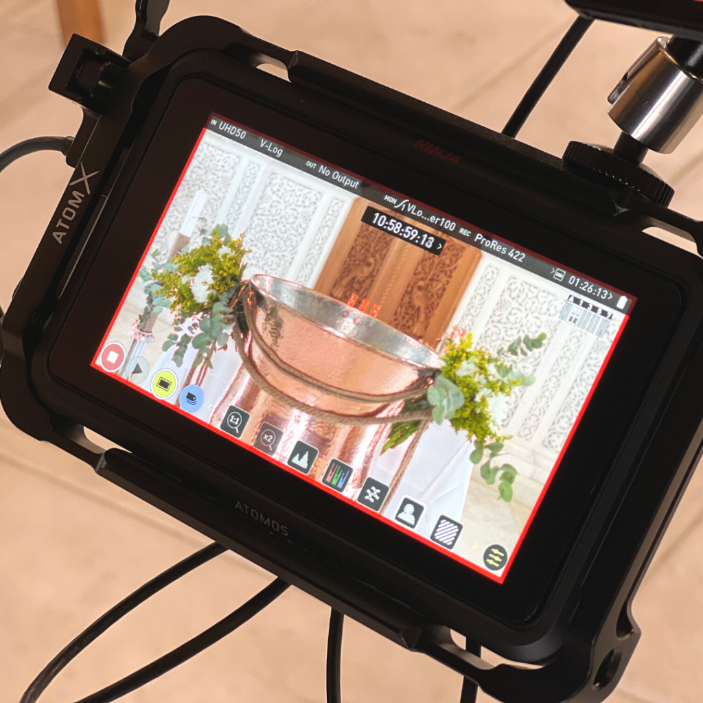 &sigma;&tau;&omicron;&lambda;&iota;&sigma;&mu;ό&sigmaf; &kappa;&omicron;&lambda;&upsilon;&mu;&pi;ή&theta;&rho;&alpha;&sigmaf; &mu;&epsilon; &lambda;&omicron;&upsilon;&lambda;&omicron;ύ&delta;&iota;&alpha;