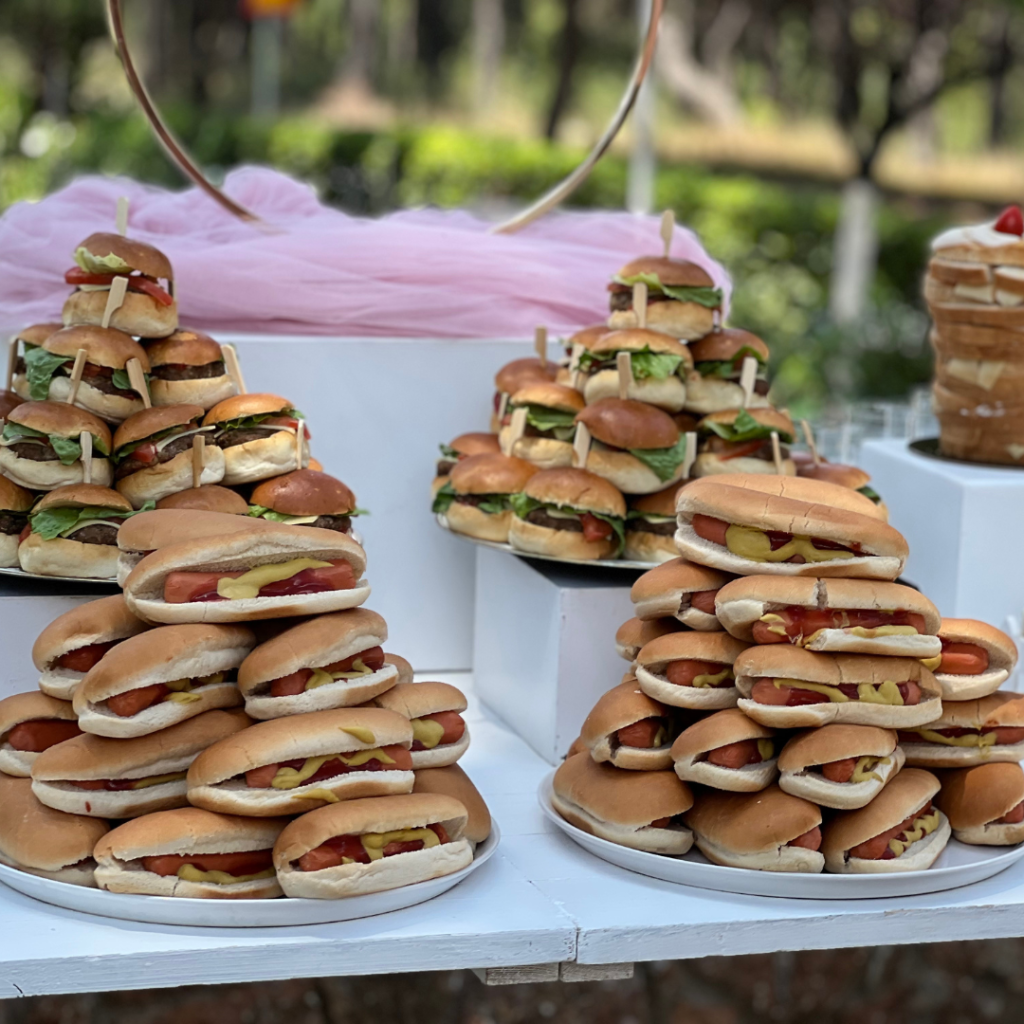 salty bar &beta;ά&pi;&tau;&iota;&sigma;&eta;&sigmaf; 