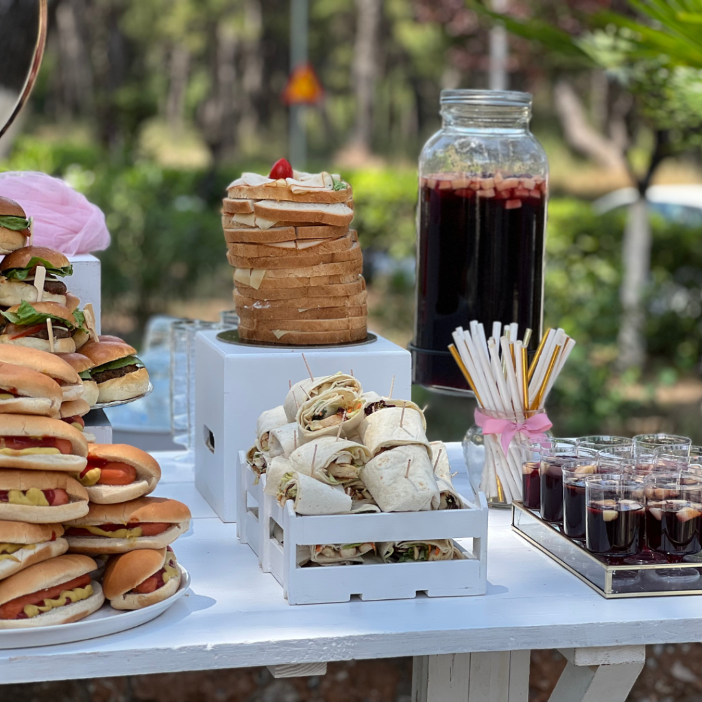 salty bar &beta;ά&pi;&tau;&iota;&sigma;&eta;&sigmaf; 