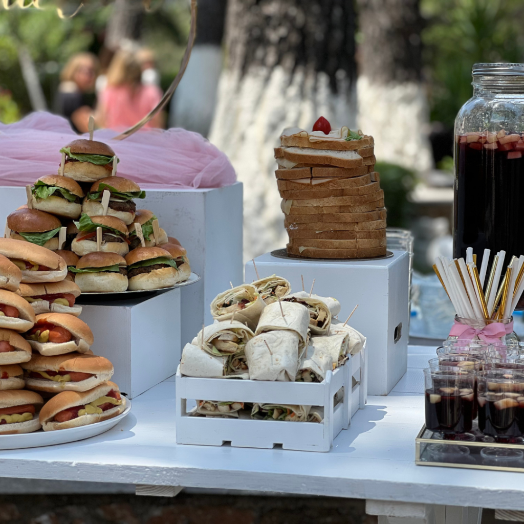 salty bar &beta;ά&pi;&tau;&iota;&sigma;&eta;&sigmaf; 