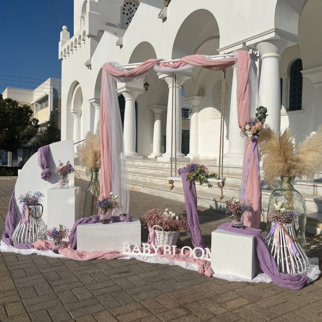 Ο στολισμός βάπτισης της μικρής Ζοζεφίνας με λουλούδια