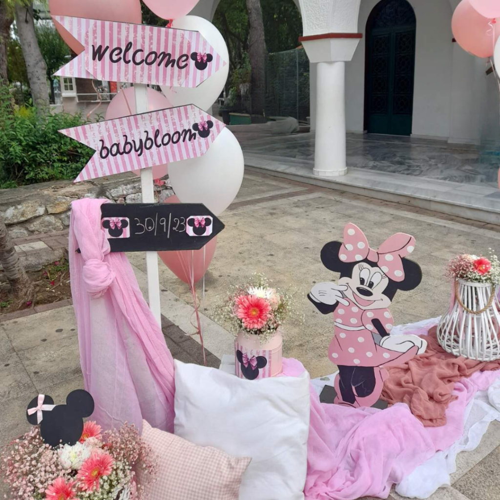 Στολισμός βάπτισης για κορίτσι με θέμα τη Minnie Mouse