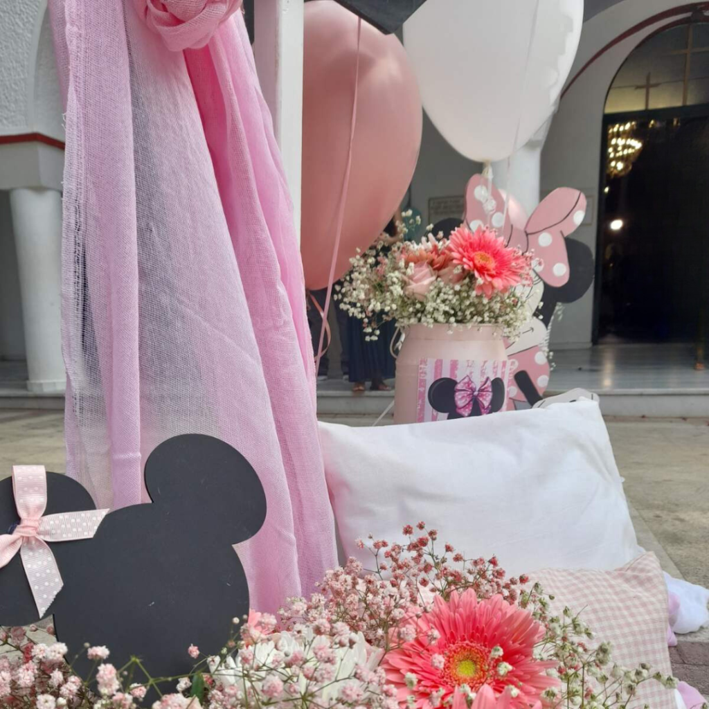 &sigma;&tau;&omicron;&lambda;&iota;&sigma;&mu;ό&sigmaf; &beta;ά&pi;&tau;&iota;&sigma;&eta;&sigmaf; &mu;&epsilon; &theta;έ&mu;&alpha; &tau;&eta; Minnie Mouse