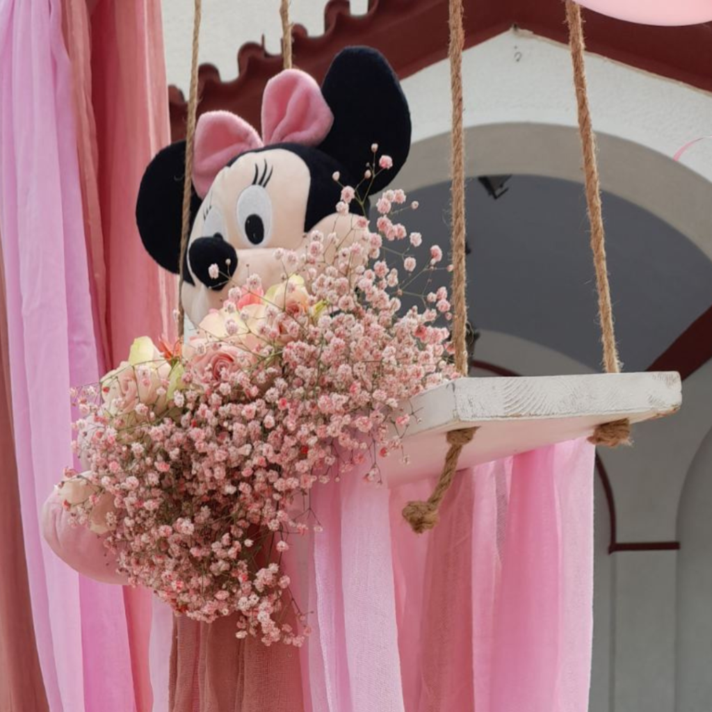 &sigma;&tau;&omicron;&lambda;&iota;&sigma;&mu;ό&sigmaf; &beta;ά&pi;&tau;&iota;&sigma;&eta;&sigmaf; &mu;&epsilon; &theta;έ&mu;&alpha; &tau;&eta; Minnie Mouse