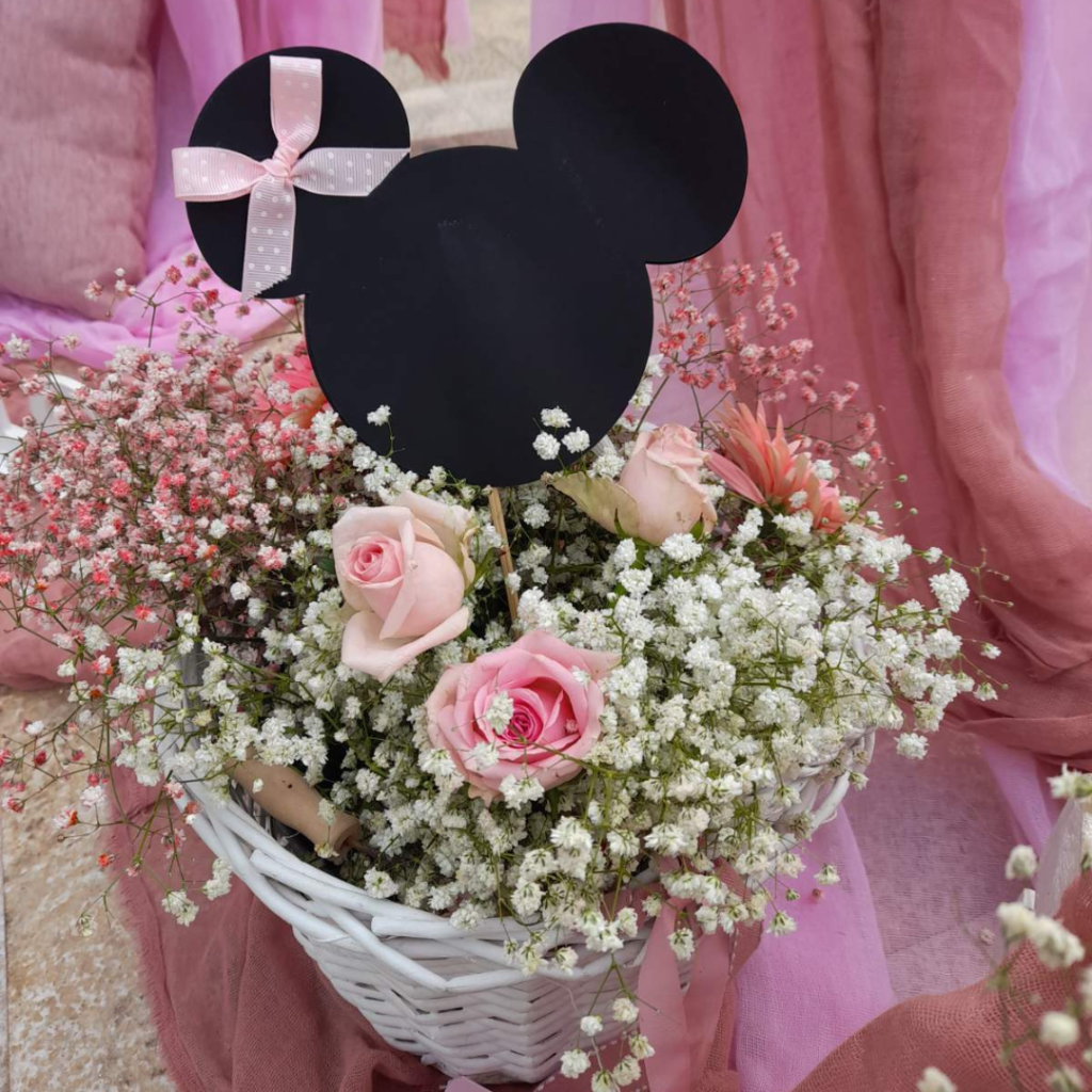 &sigma;&tau;&omicron;&lambda;&iota;&sigma;&mu;ό&sigmaf; &beta;ά&pi;&tau;&iota;&sigma;&eta;&sigmaf; &mu;&epsilon; &theta;έ&mu;&alpha; &tau;&eta; Minnie Mouse