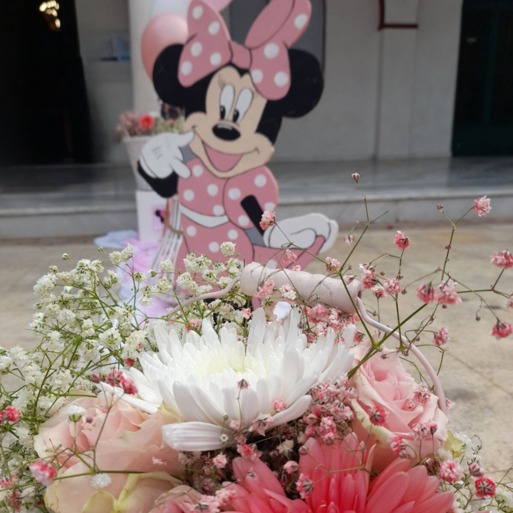 &sigma;&tau;&omicron;&lambda;&iota;&sigma;&mu;ό&sigmaf; &beta;ά&pi;&tau;&iota;&sigma;&eta;&sigmaf; &mu;&epsilon; &theta;έ&mu;&alpha; &tau;&eta; Minnie Mouse
