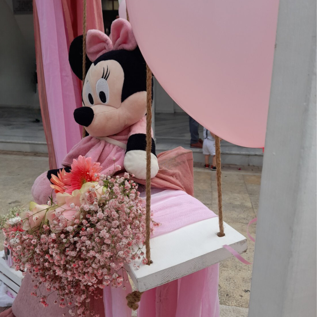 &sigma;&tau;&omicron;&lambda;&iota;&sigma;&mu;ό&sigmaf; &beta;ά&pi;&tau;&iota;&sigma;&eta;&sigmaf; &mu;&epsilon; &theta;έ&mu;&alpha; &tau;&eta; Minnie Mouse