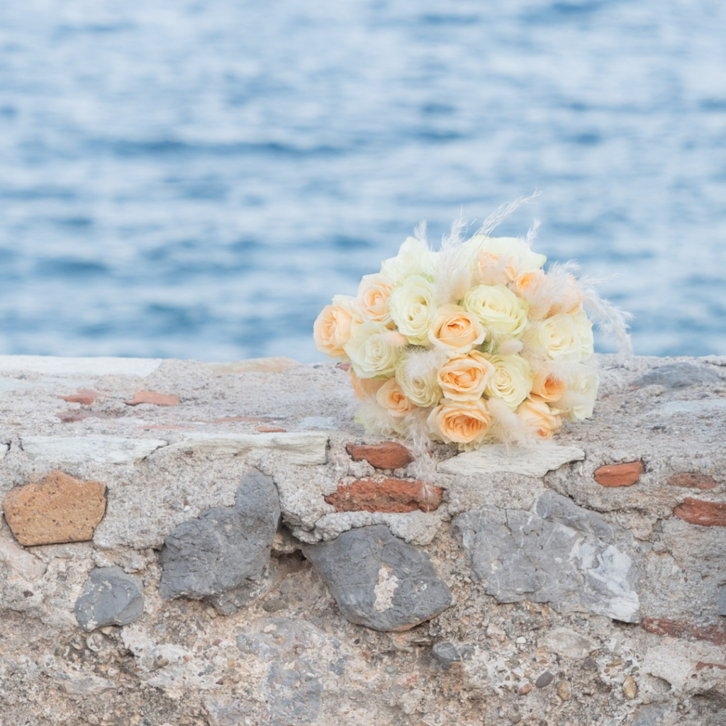 &sigma;&tau;&omicron;&lambda;&iota;&sigma;&mu;ό&sigmaf; &gamma;ά&mu;&omicron;&upsilon; &sigma;&tau;&eta; &Mu;&omicron;&nu;&epsilon;&mu;&beta;&alpha;&sigma;&iota;ά &tau;&omicron; &kappa;&alpha;&lambda;&omicron;&kappa;&alpha;ί&rho;&iota;