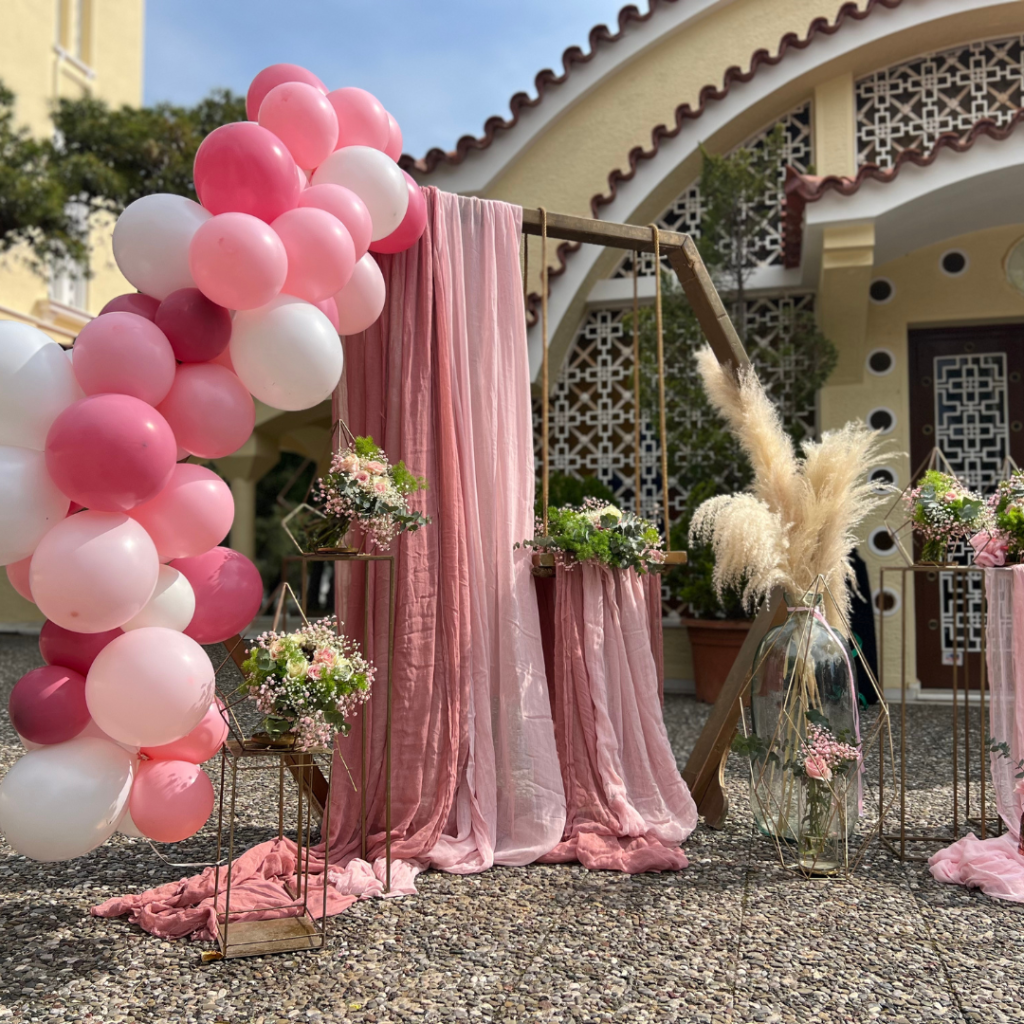 ρομαντικός στολισμός βάπτισης για κορίτσι