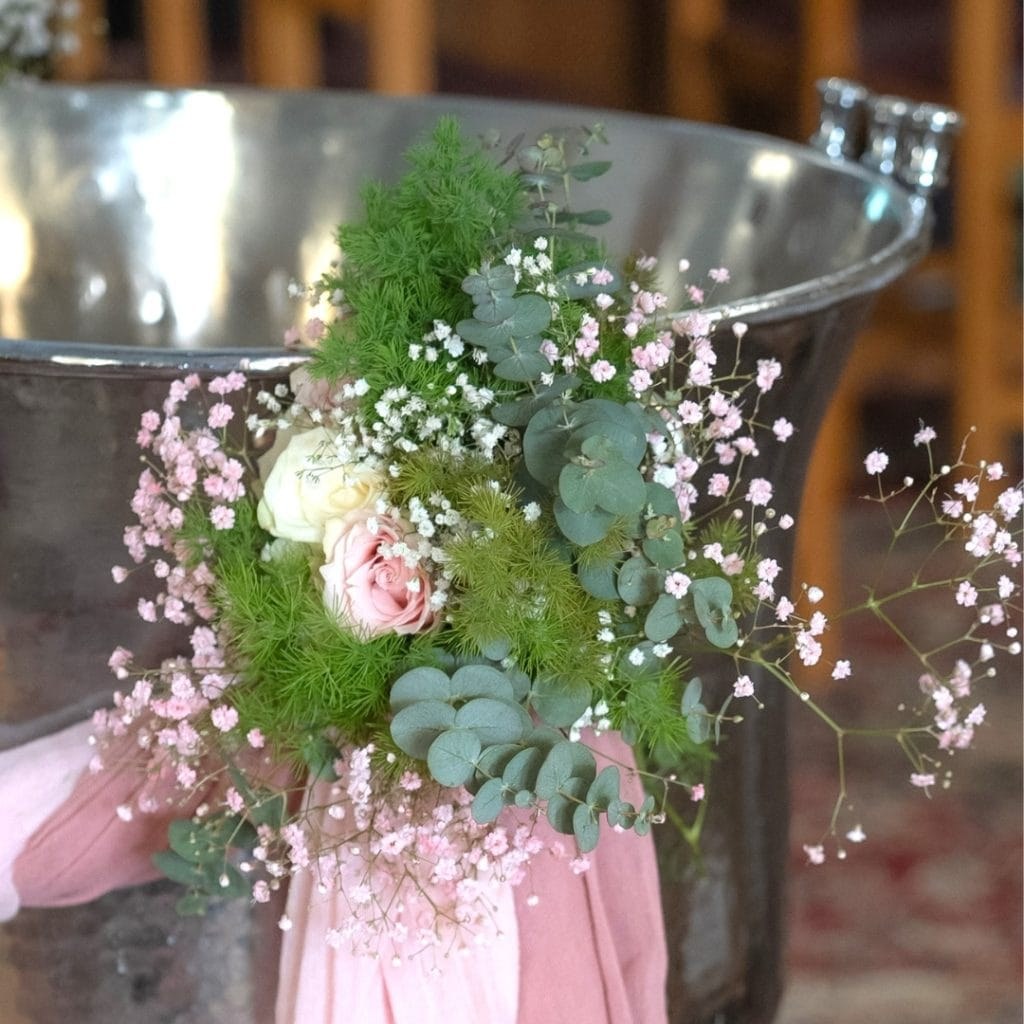 ρομαντικός στολισμός κολυμπήθρας με λουλούδια!