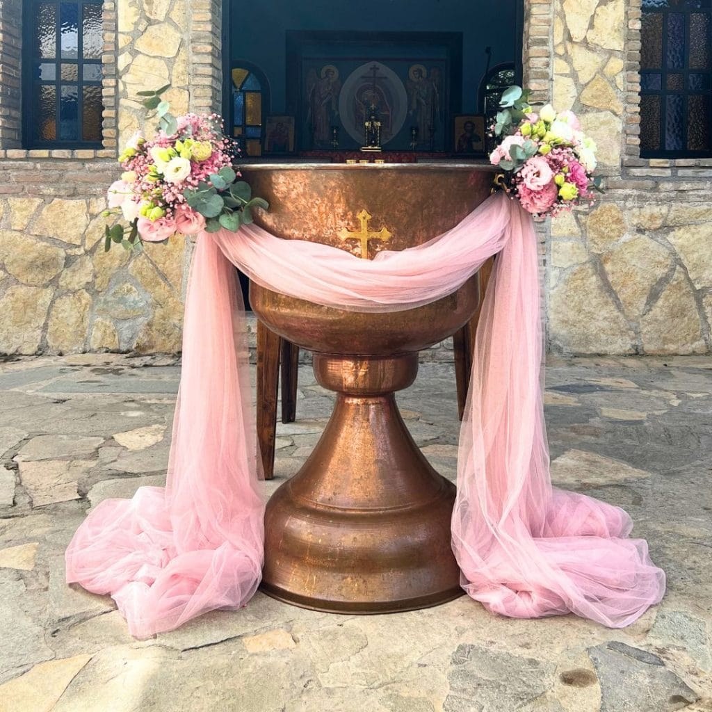 &sigma;&tau;&omicron;&lambda;&iota;&sigma;&mu;ό&sigmaf; &kappa;&omicron;&lambda;&upsilon;&mu;&pi;ή&theta;&rho;&alpha;&sigmaf; &mu;&epsilon; &rho;&omicron;&zeta; &upsilon;&phi;ά&sigma;&mu;&alpha;&tau;&alpha; &kappa;&alpha;&iota; &mu;&pi;&omicron;&upsilon;&kappa;έ&tau;&omicron; &lambda;&omicron;&upsilon;&lambda;&omicron;&upsilon;&delta;&iota;ώ&nu;